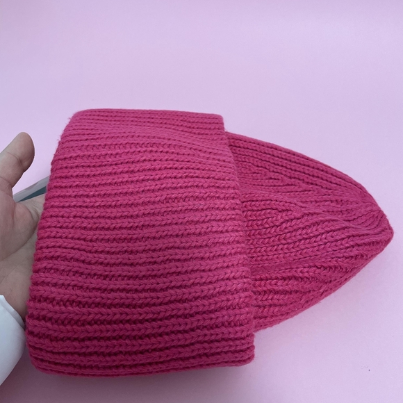 Complete Your Winter Look with a Pink Beanie and Acne Beauty Essentials - Picture 2 of 16